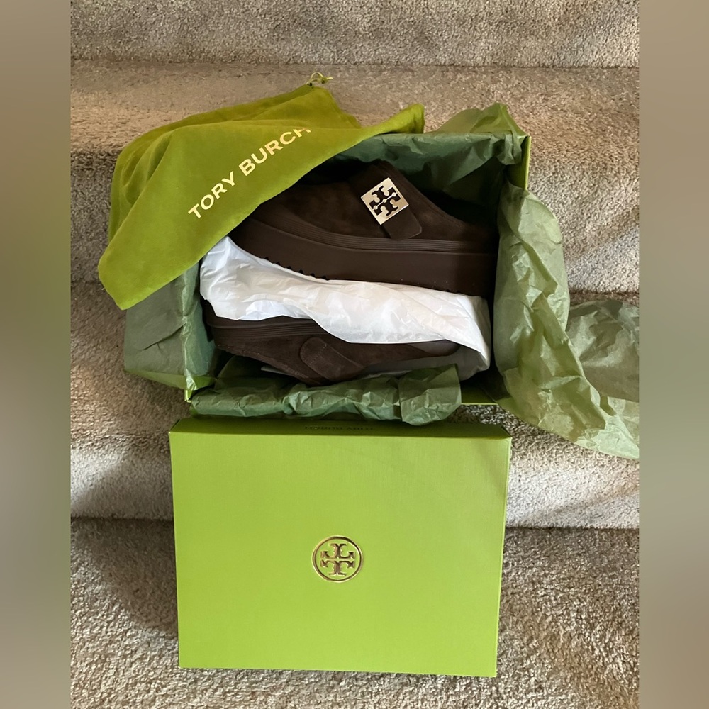 NWB TORY BURCH DARK COCOA BROWN Mellow Shearling Suede Platform Mules Size 7